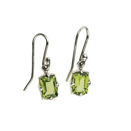 Edwardian Hook Earrings with Peridot in 9ct Gold